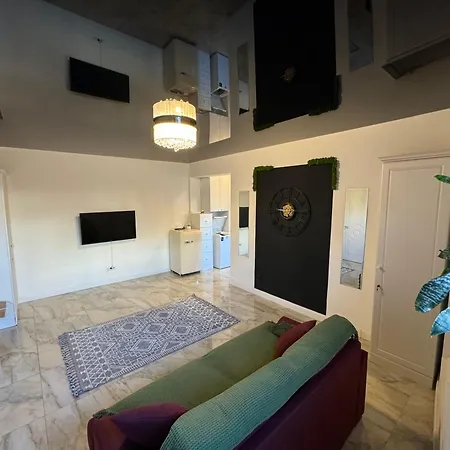 Neversea Beach-centru Vechi * Constanţa